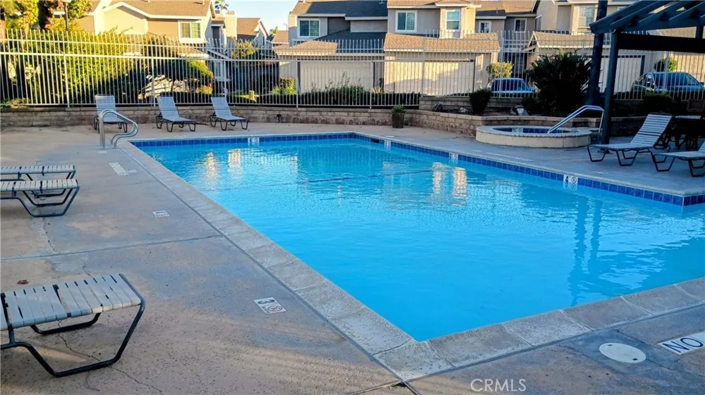 1649 Toyon Corona, CA 92882