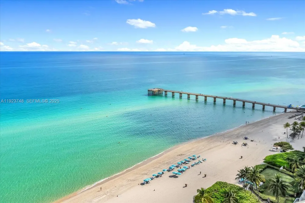 16901 Collins Ave #1802 Sunny Isles Beach, FL 33160