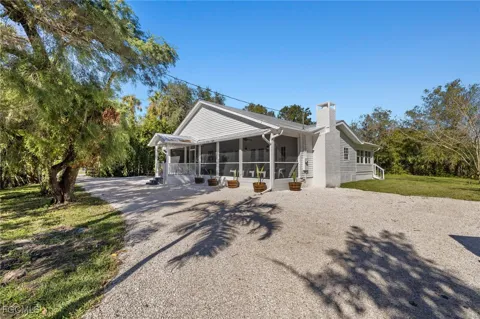 Caloosa Road