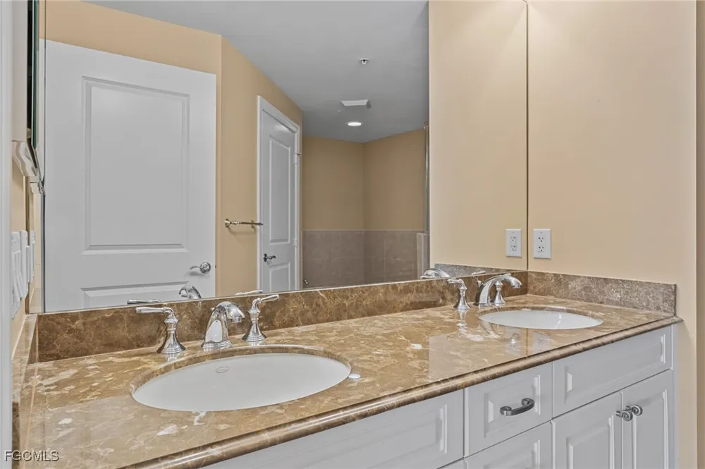 Cape Harbour Drive #615 Cape Coral, FL 33914