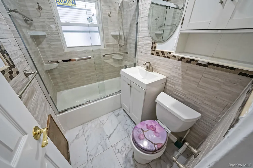 120-43 234th Street Cambria Heights, NY 11411