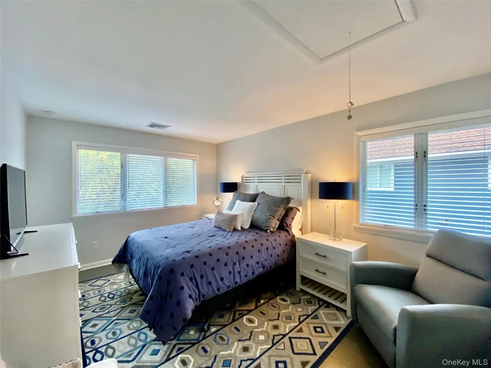 131 6th Street #G Greenport, NY 11944