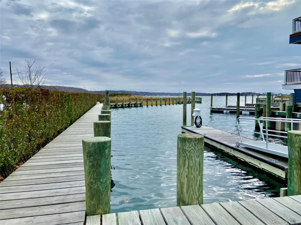 131 6th Street #G Greenport, NY 11944