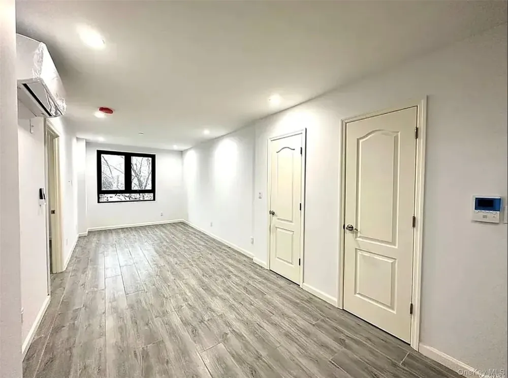 7302 Woodside Avenue #3A Woodside, NY 11377