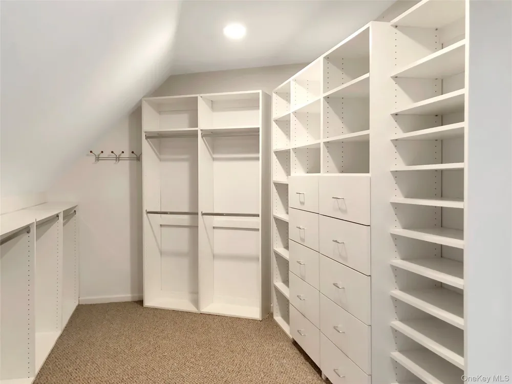 12 Dogwood Lane Shelter Island, NY 11964
