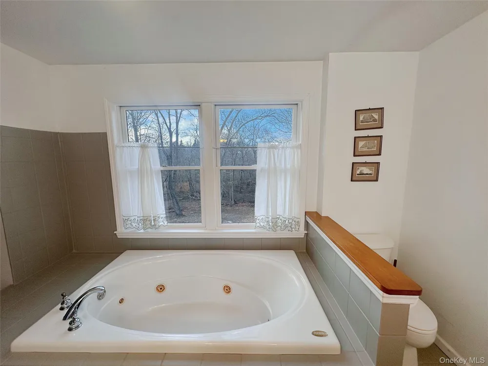 12 Dogwood Lane Shelter Island, NY 11964