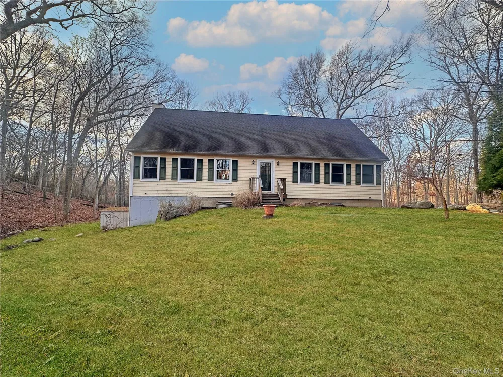 12 Dogwood Lane Shelter Island, NY 11964