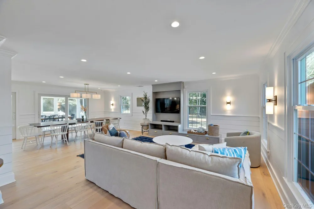 110 Sleepy Hollow Lane Southold, NY 11971