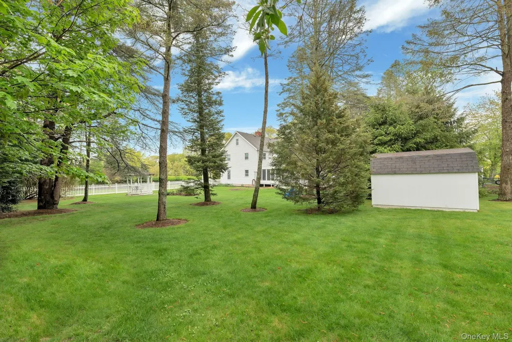 110 Sleepy Hollow Lane Southold, NY 11971