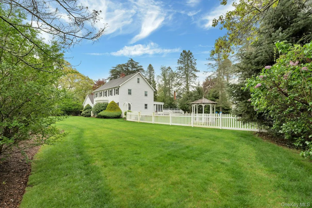 110 Sleepy Hollow Lane Southold, NY 11971