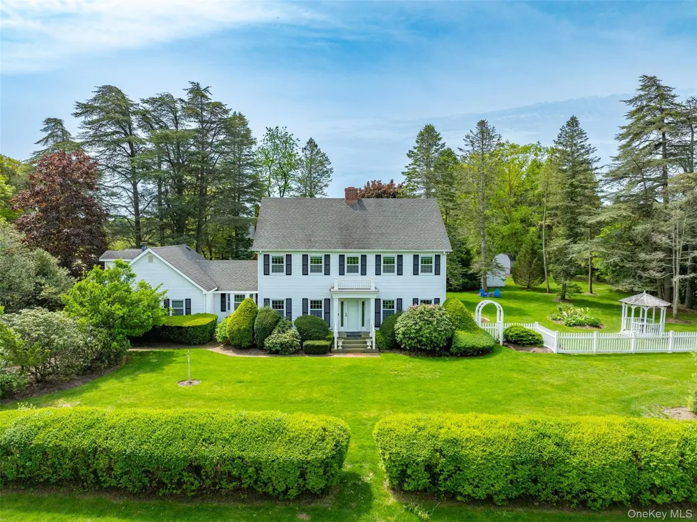 110 Sleepy Hollow Lane Southold, NY 11971