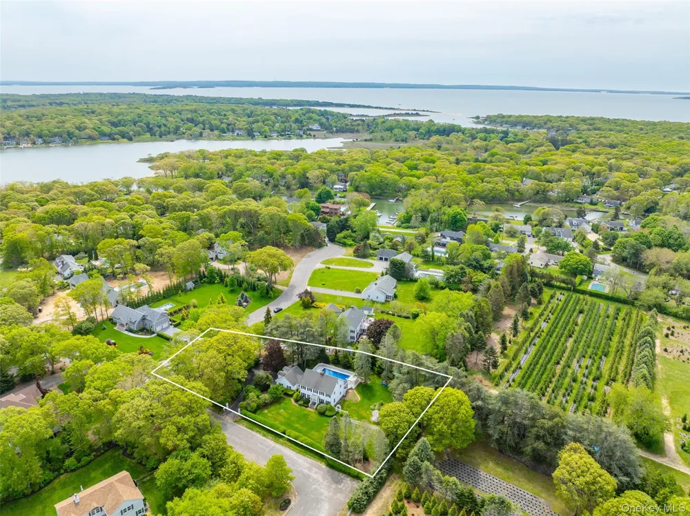 110 Sleepy Hollow Lane Southold, NY 11971
