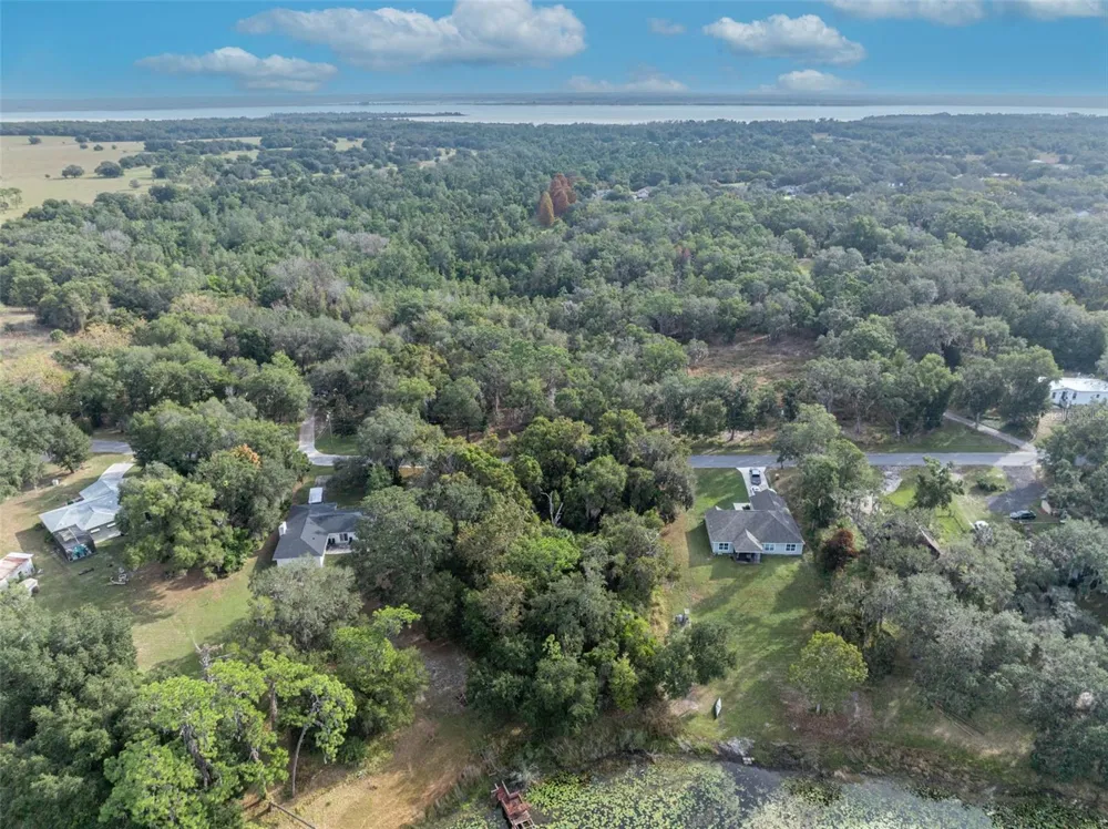 ROYAL OAK ROAD Fruitland Park, FL 34731