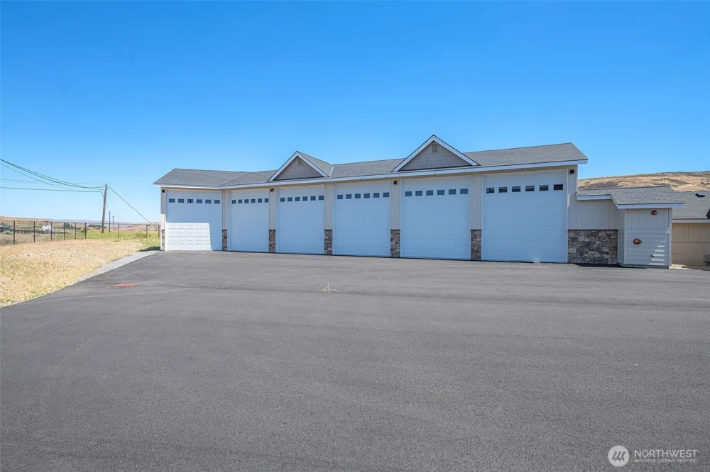 9967 W8 ROAD NW #F 33 Quincy, WA 98848