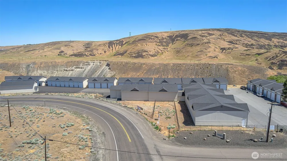 9967 W8 ROAD NW #F 33 Quincy, WA 98848