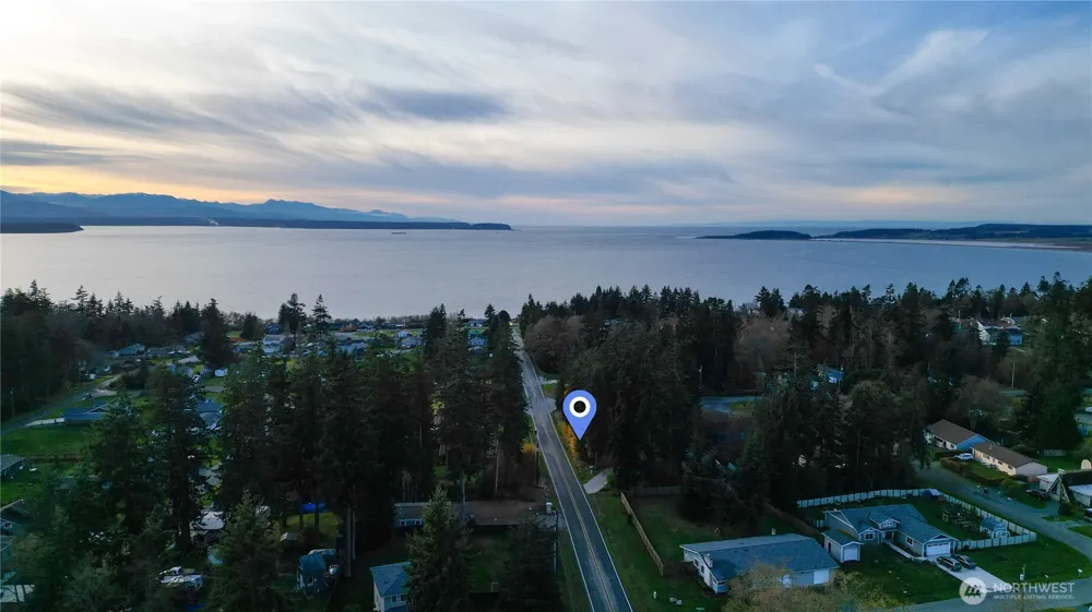 0 XXX Ledgewood Beach Road Coupeville, WA 98239