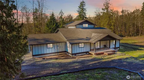 241 Oxbow Lake Ln