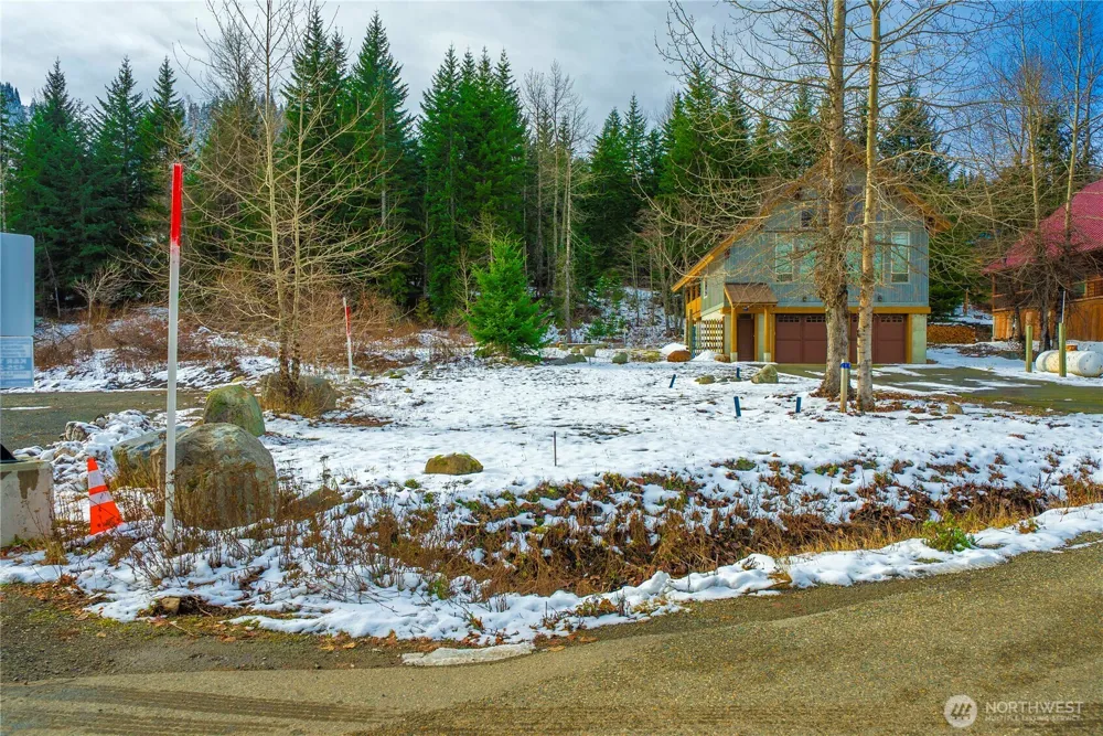 6 Xxxxx Hyak Dr E Snoqualmie Pass, WA 98068