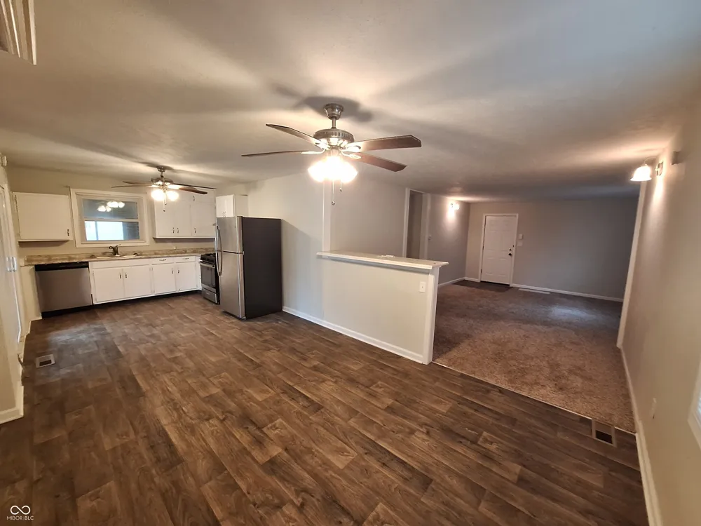 928 S A STREET Elwood, IN 46036