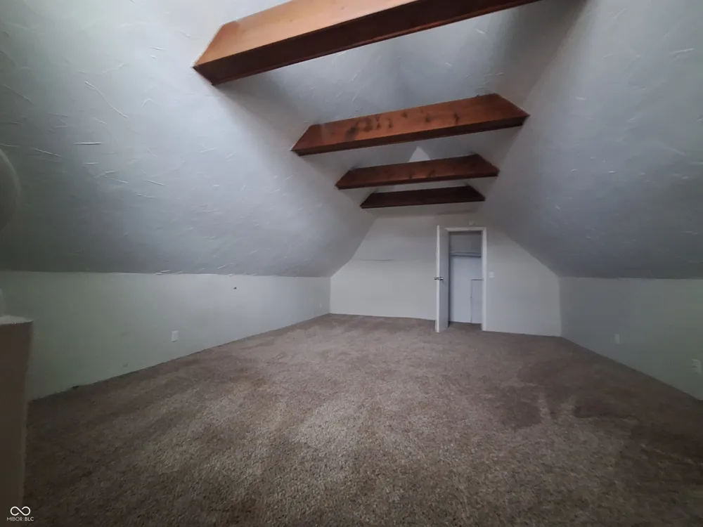 928 S A STREET Elwood, IN 46036