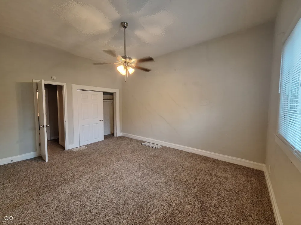 928 S A STREET Elwood, IN 46036