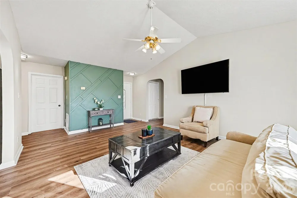 105 3rd Avenue NW Hildebran, NC 28637