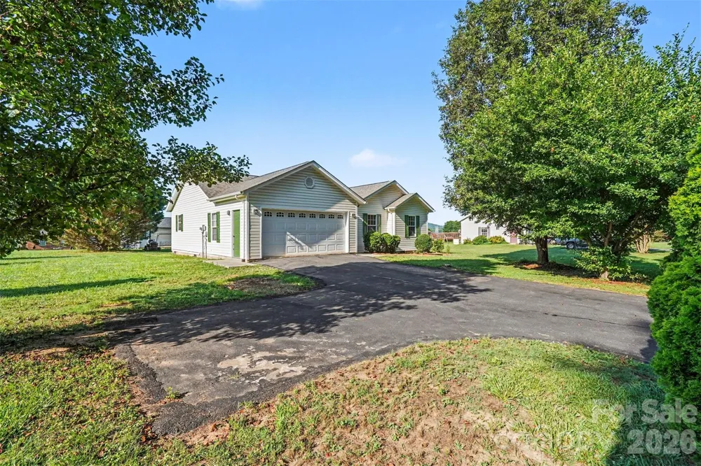 105 3rd Avenue NW Hildebran, NC 28637