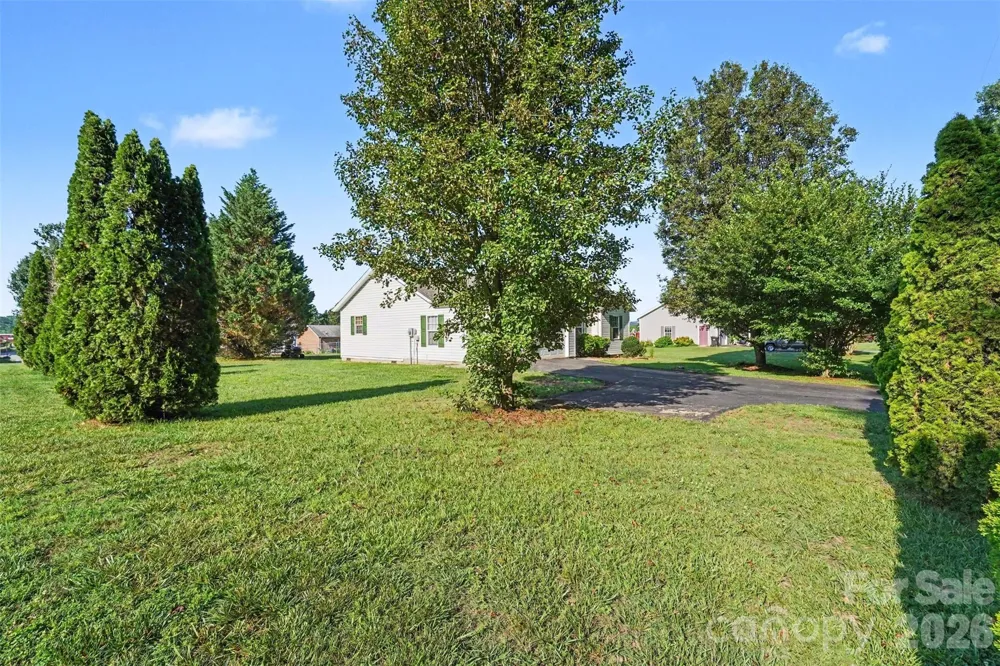 105 3rd Avenue NW Hildebran, NC 28637