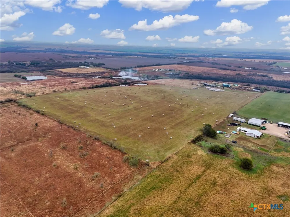 689 County Road 464 Eddy, TX 76524