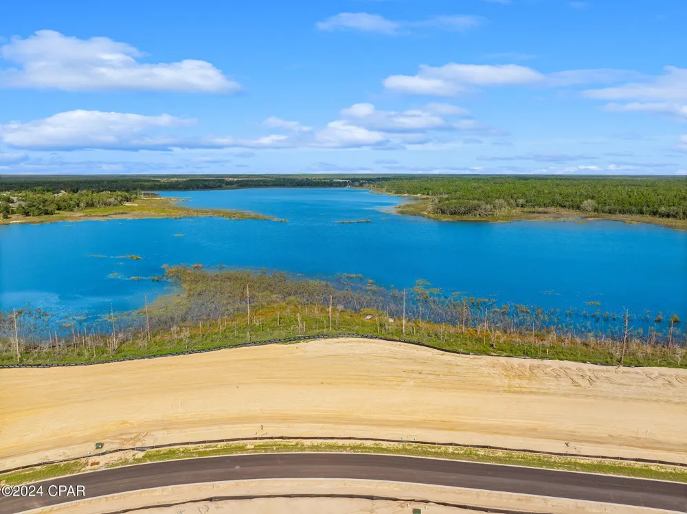 12815 Lake Merial Strand Drive Southport, FL 32409