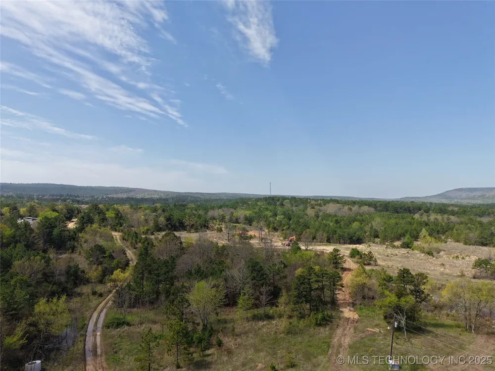 2 NW 196th Road Wilburton, OK 74578