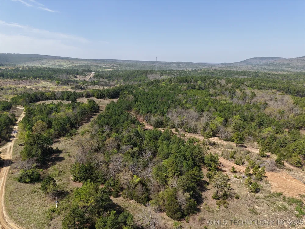 2 NW 196th Road Wilburton, OK 74578
