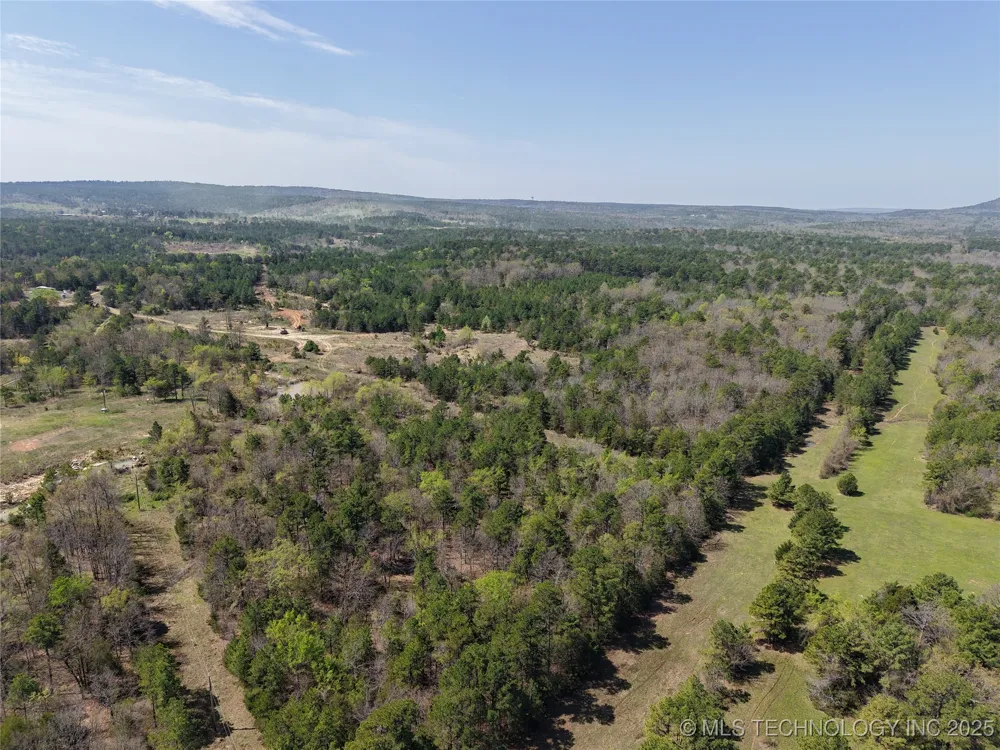 2 NW 196th Road Wilburton, OK 74578