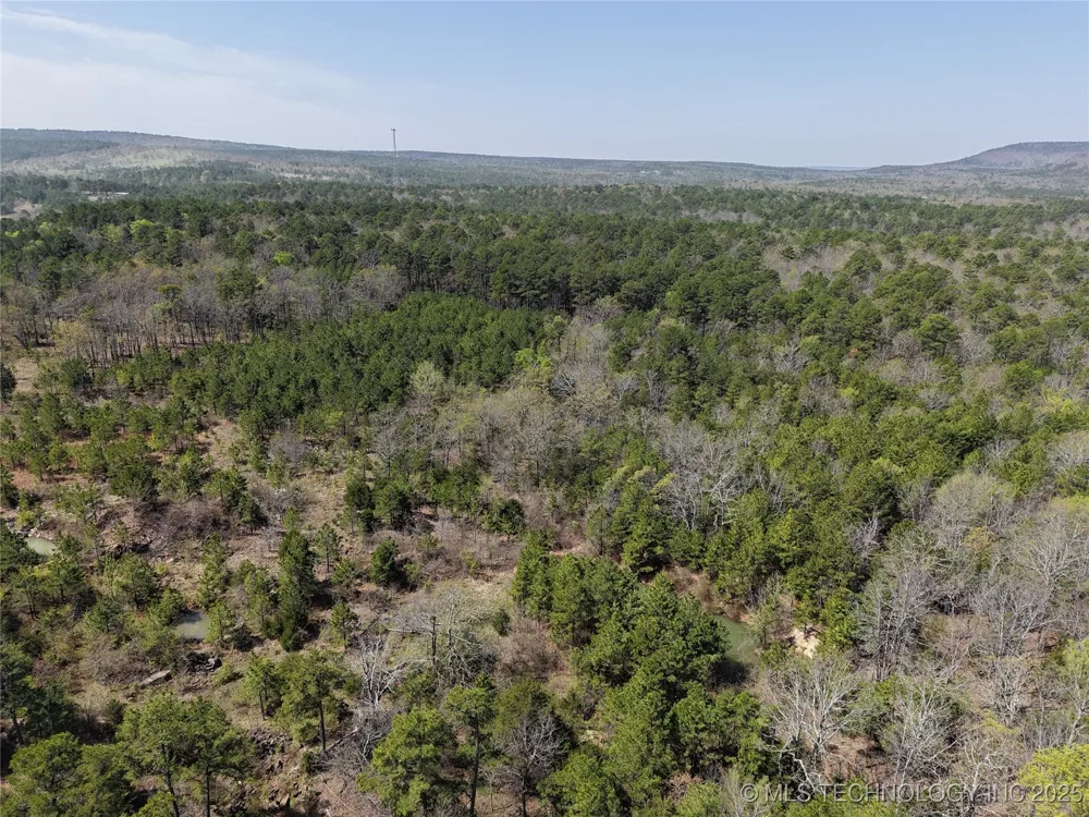 2 NW 196th Road Wilburton, OK 74578