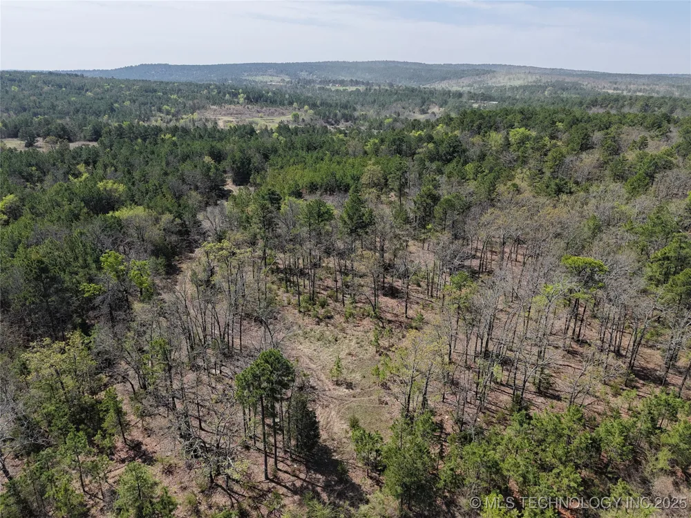 2 NW 196th Road Wilburton, OK 74578