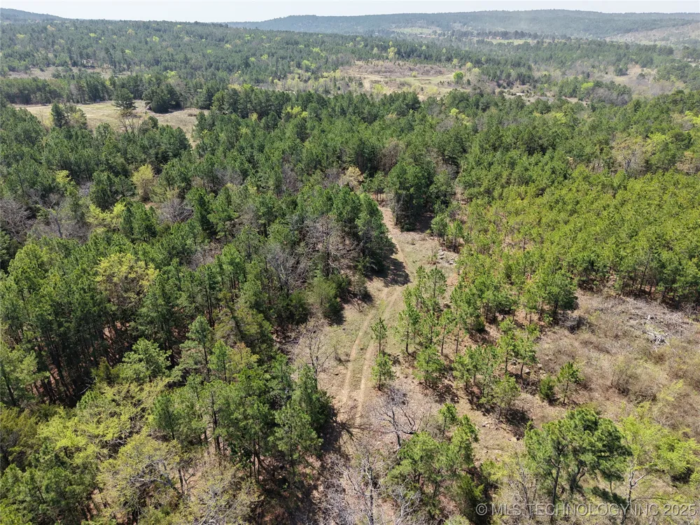 2 NW 196th Road Wilburton, OK 74578