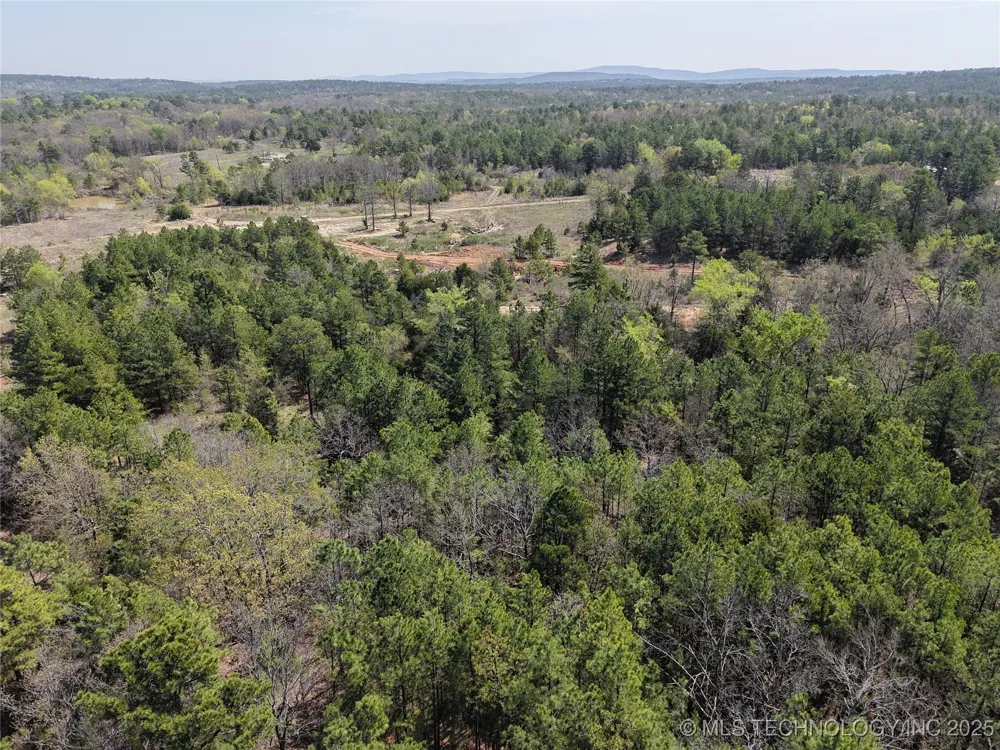 2 NW 196th Road Wilburton, OK 74578