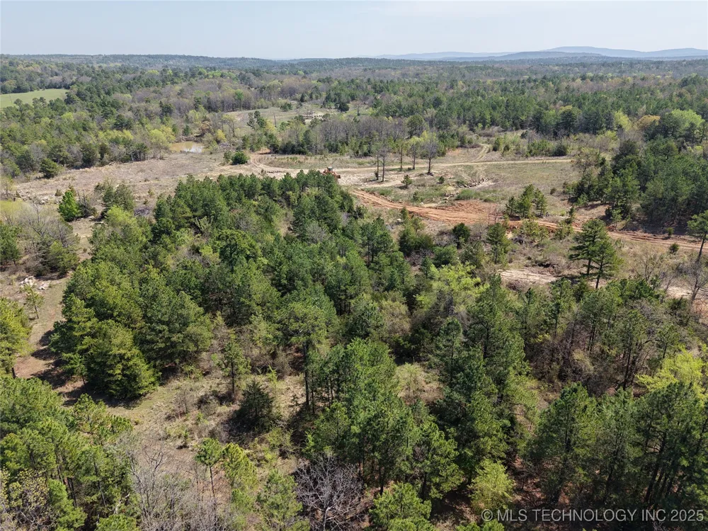 2 NW 196th Road Wilburton, OK 74578