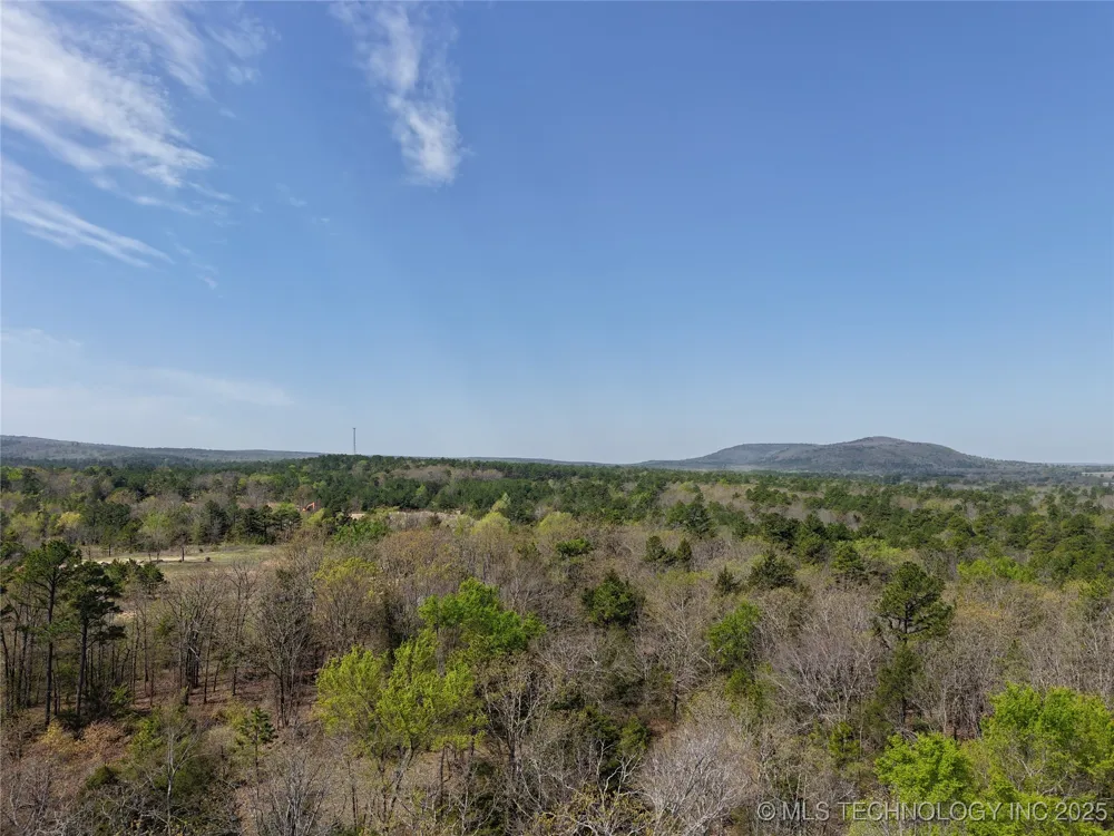 2 NW 196th Road Wilburton, OK 74578