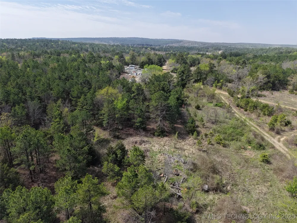 2 NW 196th Road Wilburton, OK 74578