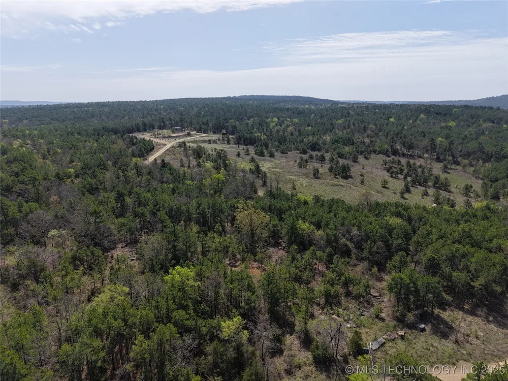2 NW 196th Road Wilburton, OK 74578