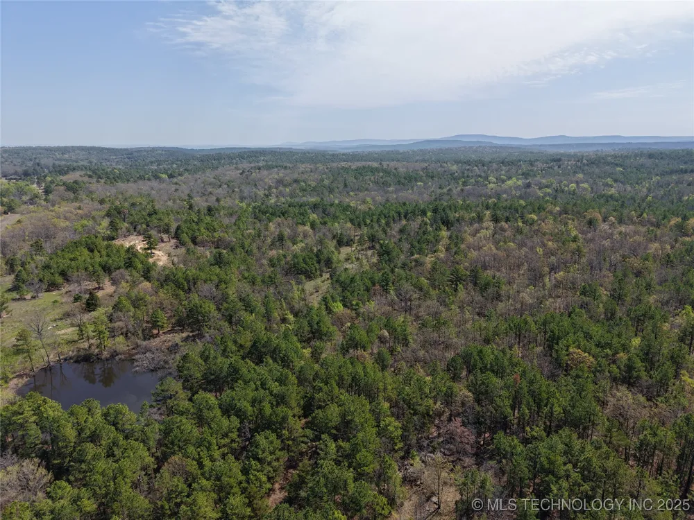 2 NW 196th Road Wilburton, OK 74578