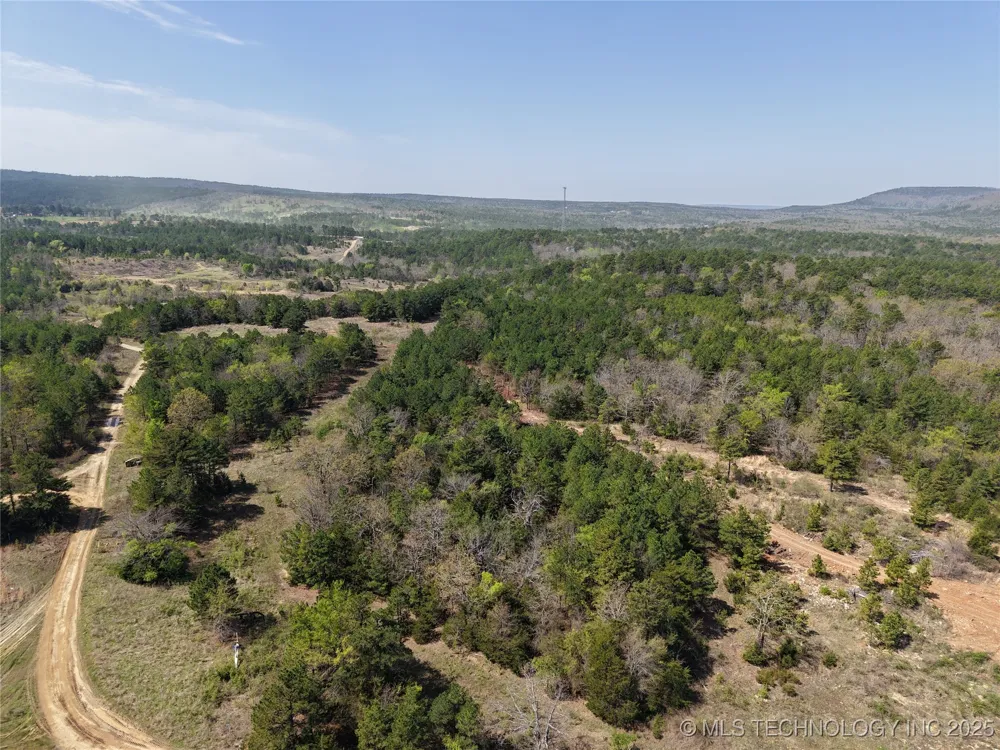 2 NW 196th Road Wilburton, OK 74578