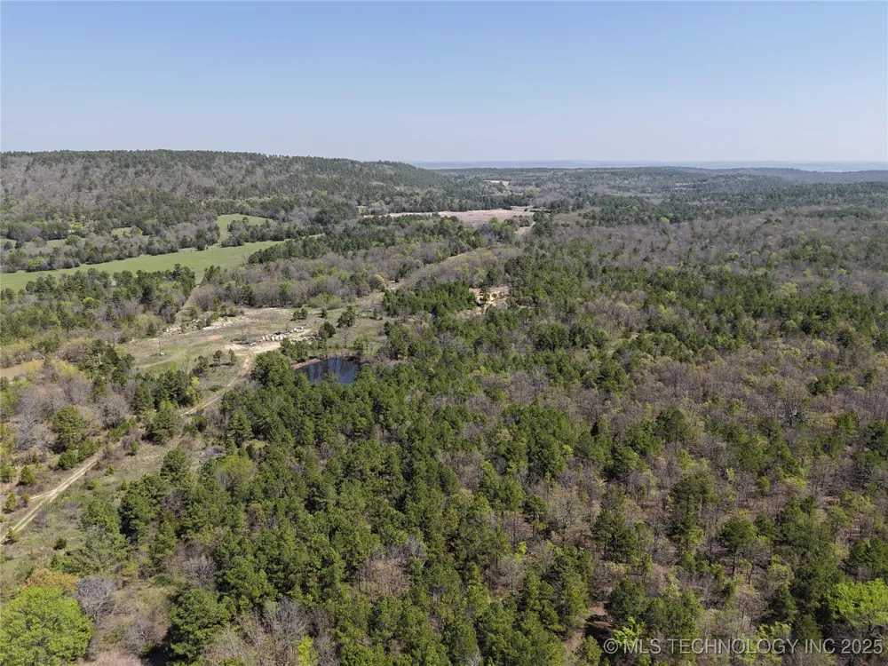 2 NW 196th Road Wilburton, OK 74578