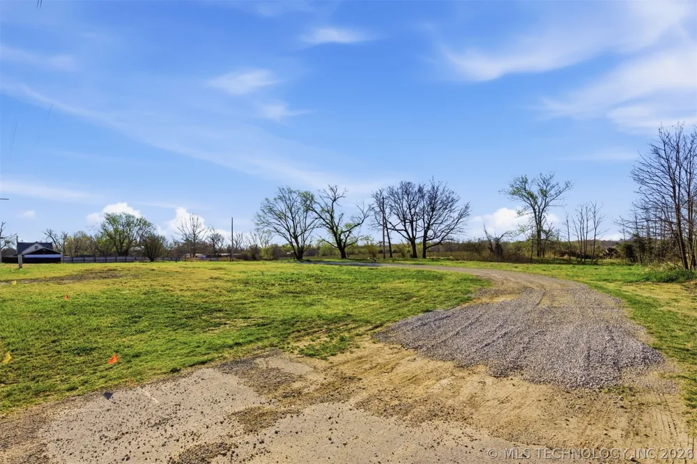 2301 W Broadway Street Collinsville, OK 74021