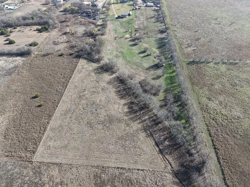 8421 County Road 1014 Joshua, TX 76058