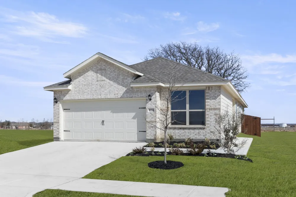 8224 Kingfisher Road Aubrey, TX 76227