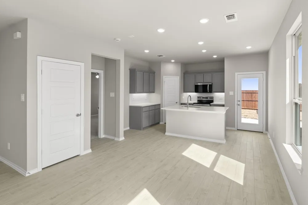 8224 Kingfisher Road Aubrey, TX 76227