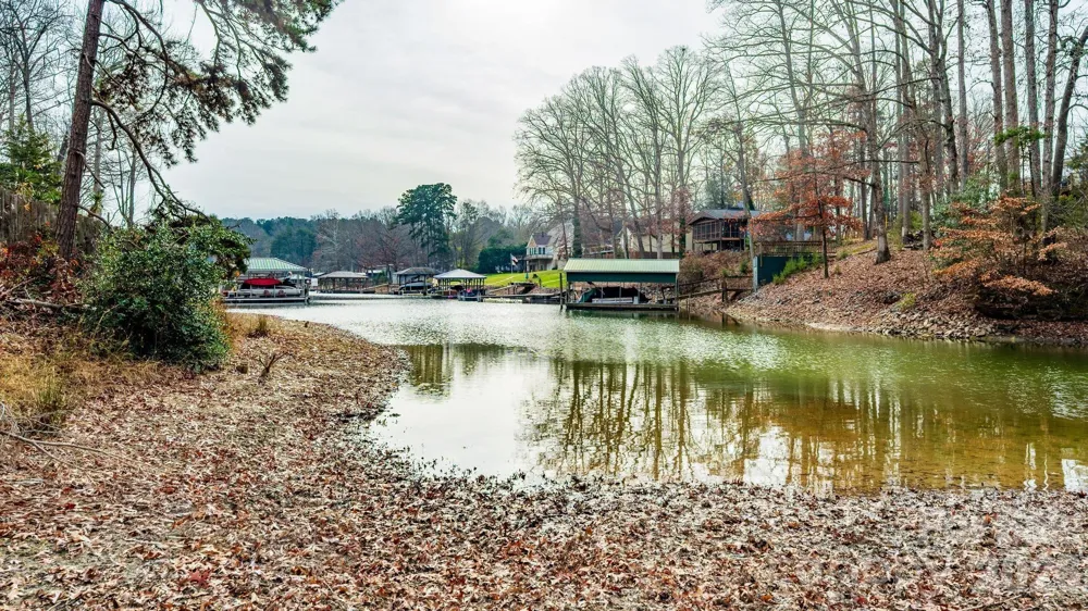 8237 Lymnos Lane Sherrills Ford, NC 28673
