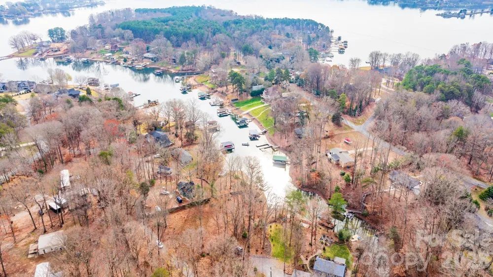 8237 Lymnos Lane Sherrills Ford, NC 28673